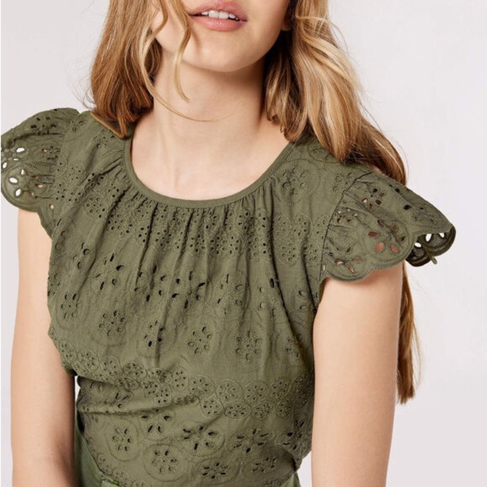 NWT Apricot Broderie Anglaise Eyelet Top Size 12
